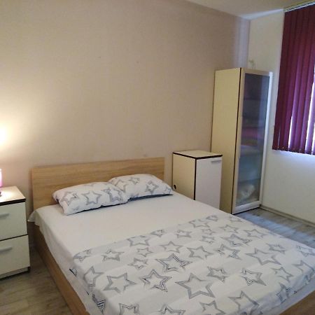 فارنا Cosy Central Apartment المظهر الخارجي الصورة