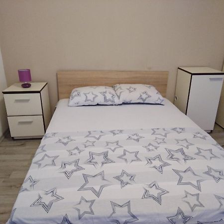 فارنا Cosy Central Apartment المظهر الخارجي الصورة